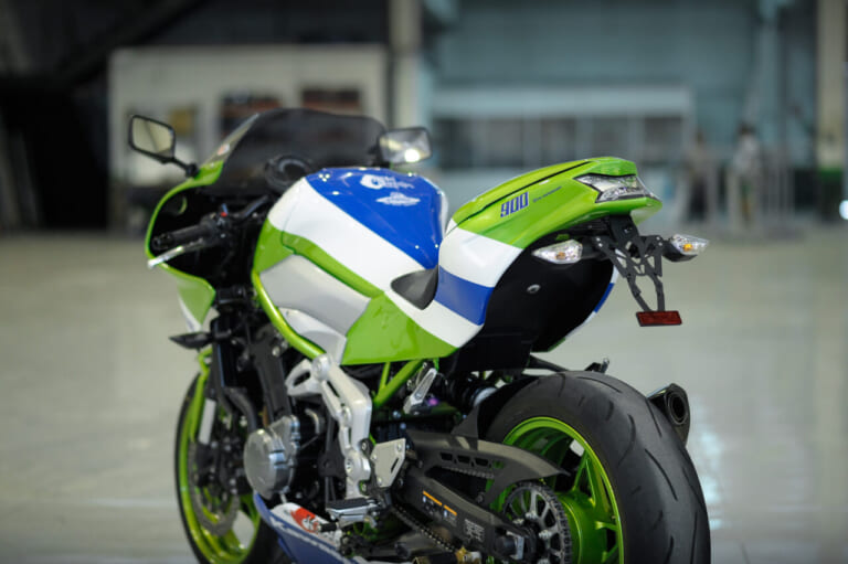 JAPAN LEGENDS ZXR900 FAIRINGS KIT|欧米でも絶版車風カスタムの波が! 海外ビルダーが手掛けるレトロフィット3選