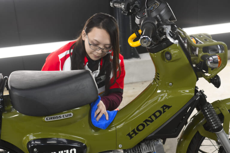 CR-1|ガラスコーティング|バイクのガラスコーティング・CR‐1は“被膜純度100%”で愛車の深い輝きをキープ!