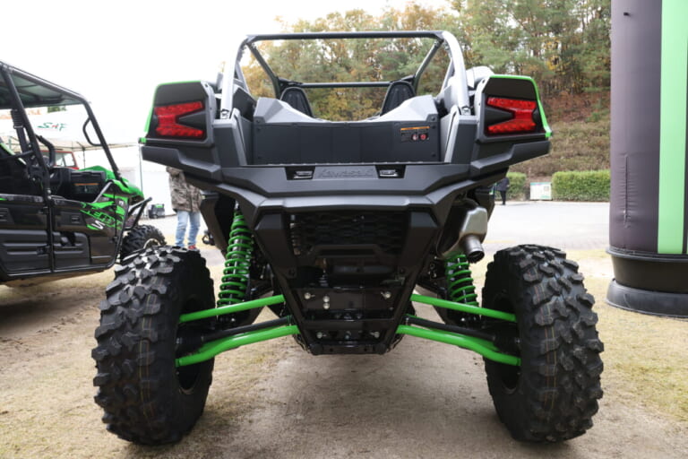 カワサキ|オフロード4輪|テリックス|KRX1000|【試乗速報】ヌルヌル&ヒタヒタ! カワサキのオフロード4輪「テリックス/ミュール」は、サスペンションの動きがヤバい乗り物だ!!