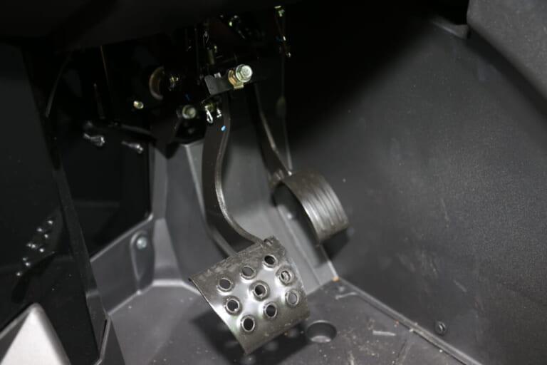 カワサキ|オフロード4輪|テリックス|KRX1000|【試乗速報】ヌルヌル&ヒタヒタ! カワサキのオフロード4輪「テリックス/ミュール」は、サスペンションの動きがヤバい乗り物だ!!