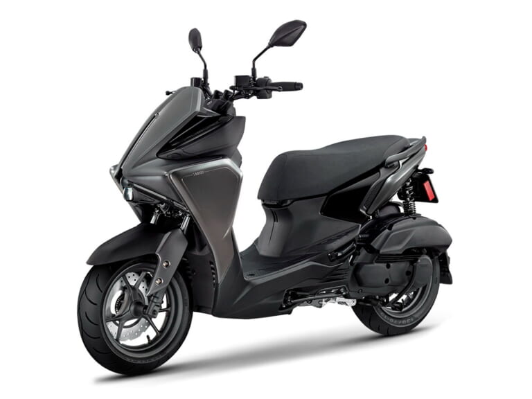 ヤマハ|台湾仕様|AUGUR|ヤマハが台湾で発表したスクーター「AUGUR」が凄い! コーナリングライト装備、色温度も変更可能