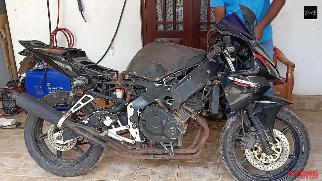 |34年前のホンダ「CBR250RR」をボロボロの状態から復元! 4気筒250ccの金字塔・MC22が蘇る