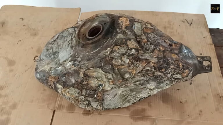 CBR250RR|オーバーホール|34年前のホンダ「CBR250RR」をボロボロの状態から復元! 4気筒250ccの金字塔・MC22が蘇る