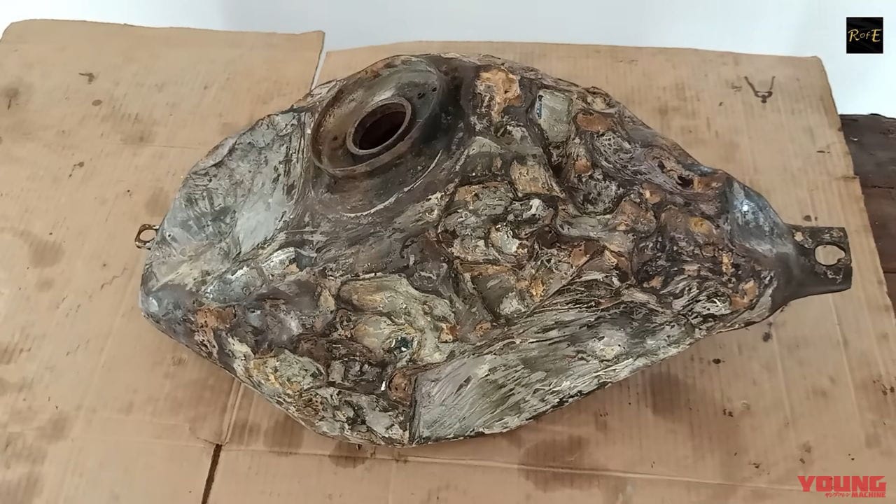 CBR250RR|オーバーホール|34年前のホンダ「CBR250RR」をボロボロの状態から復元! 4気筒250ccの金字塔・MC22が蘇る