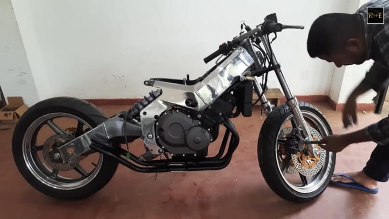 CBR250RR|オーバーホール|34年前のホンダ「CBR250RR」をボロボロの状態から復元! 4気筒250ccの金字塔・MC22が蘇る