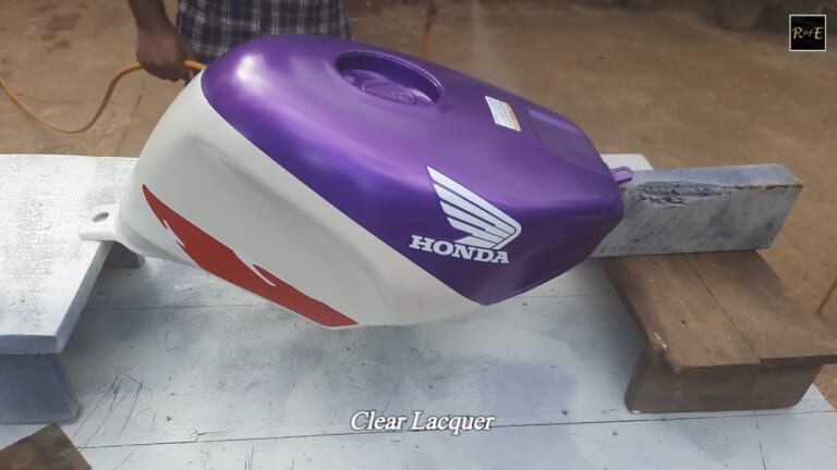 CBR250RR|オーバーホール|34年前のホンダ「CBR250RR」をボロボロの状態から復元! 4気筒250ccの金字塔・MC22が蘇る