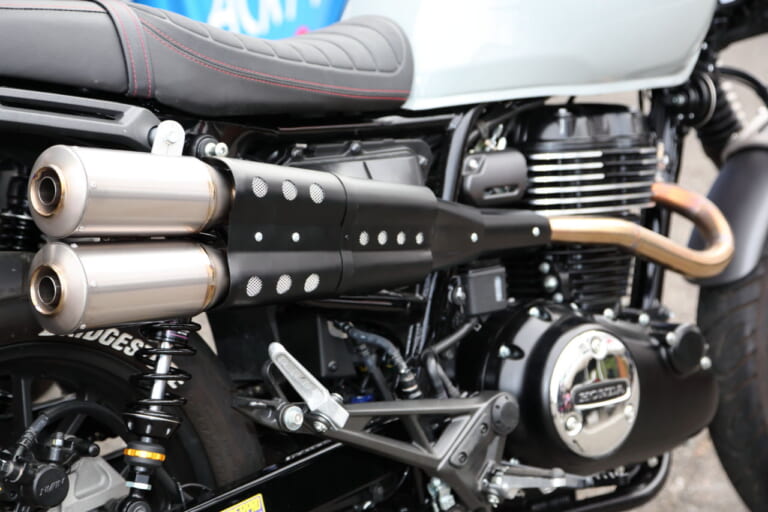 TSR|GB350S|カスタム|2本出しアップマフラーがカッコイイ! 鈴鹿で見つけたGB350Sカスタム【TSR編】