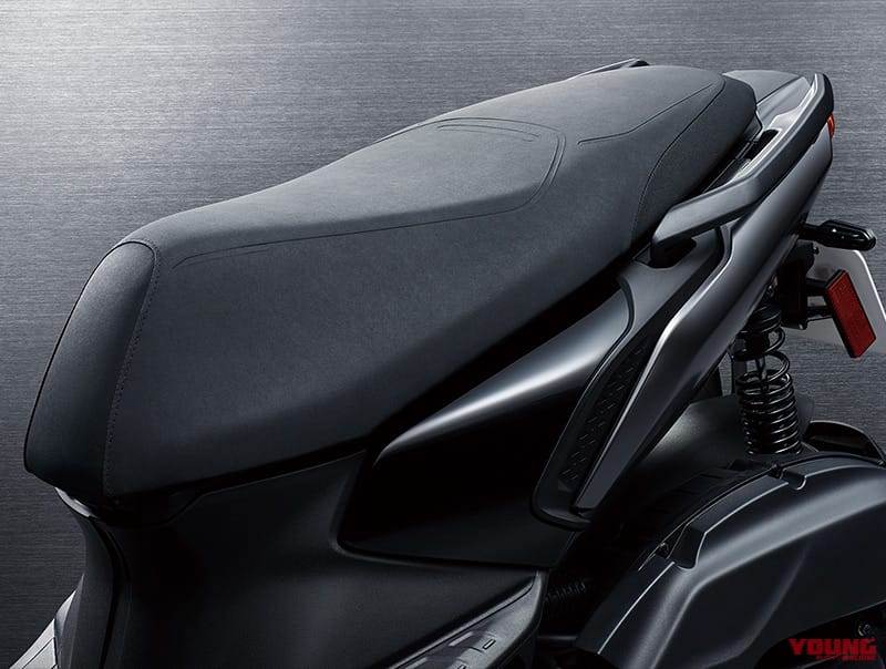 ヤマハ|台湾仕様|AUGUR|ヤマハが台湾で発表したスクーター「AUGUR」が凄い! コーナリングライト装備、色温度も変更可能