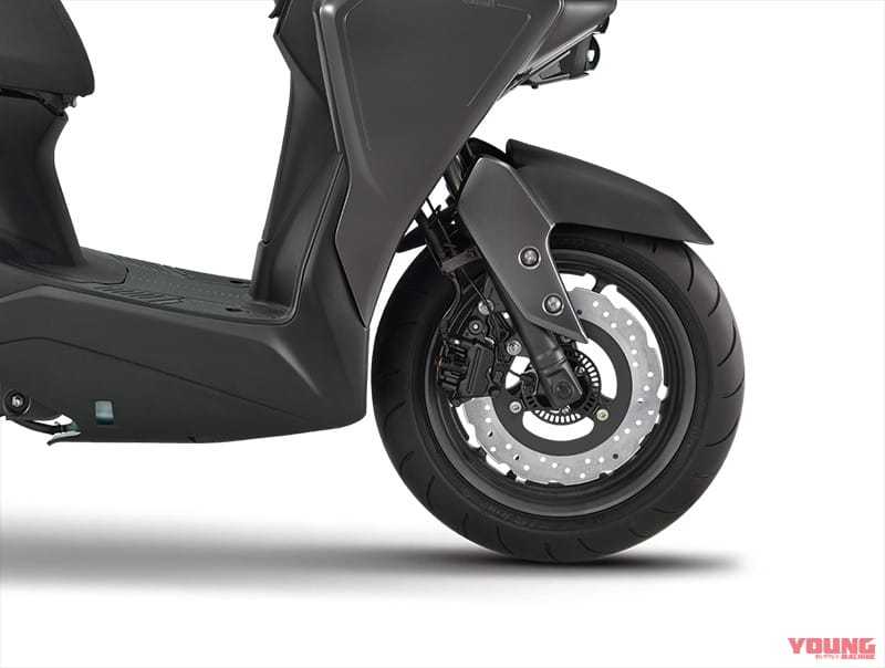 ヤマハ|台湾仕様|AUGUR|ヤマハが台湾で発表したスクーター「AUGUR」が凄い! コーナリングライト装備、色温度も変更可能