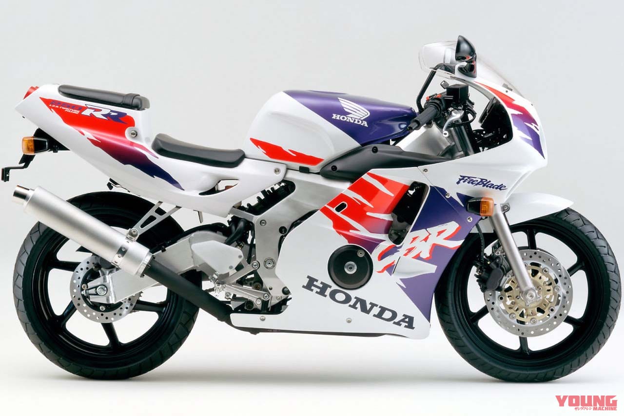 |34年前のホンダ「CBR250RR」をボロボロの状態から復元! 4気筒250ccの金字塔・MC22が蘇る