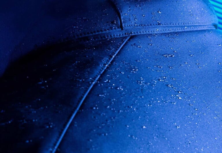 HOODIE ARMOR H2OUT|アウター|’22-23秋冬ライディングジャケットカタログ〈SPIDI〉防水機能もバッチリ。実力イタリアンウェア