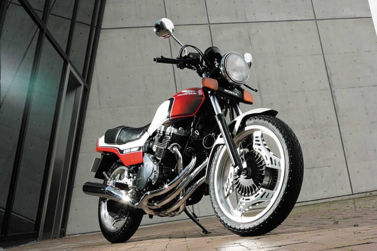 ホンダ CBX400F|「スタイルも性能も100点」ヨンヒャク4気筒バトル堂々の最後発!:1981ホンダCBX400F【あの素晴らしい名車をもう一度】