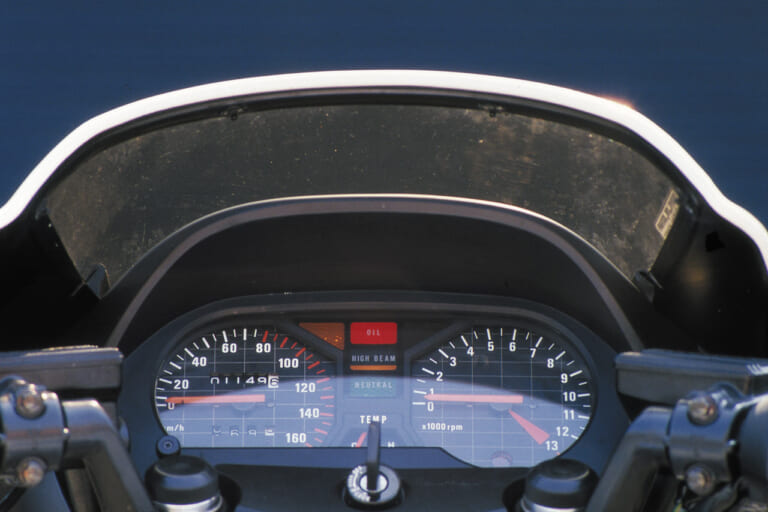 ホンダVT250F|「ヤマハRZ250に勝て! 」1982ホンダVT250F:打倒2ストを誓った4ストVツイン【あの素晴らしい名車をもう一度】
