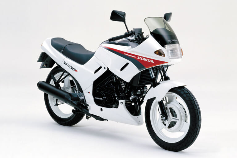 ホンダVT250F|「ヤマハRZ250に勝て! 」1982ホンダVT250F:打倒2ストを誓った4ストVツイン【あの素晴らしい名車をもう一度】