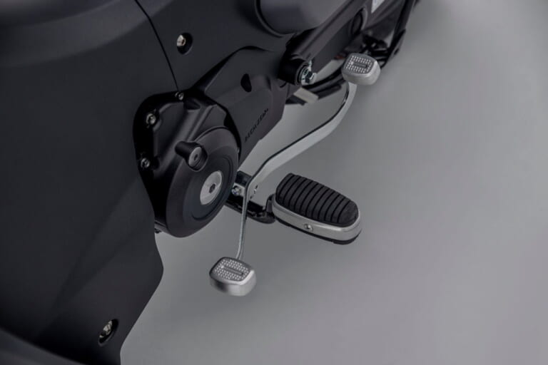 ホンダ|スーパーカブC125|2022年モデル|欧州仕様|待望のマットグレー! ホンダ「スーパーカブC125」2023年モデルは2/16発売