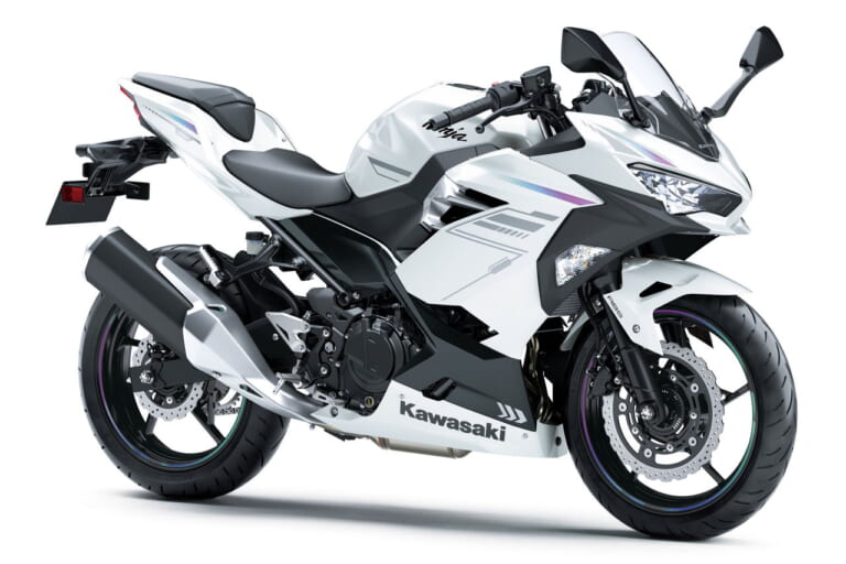カワサキ|ニンジャ400|GB350がZ900RSを超える大ブレイク! 2022年に売れたバイクTOP10【251〜400cc・小型二輪】