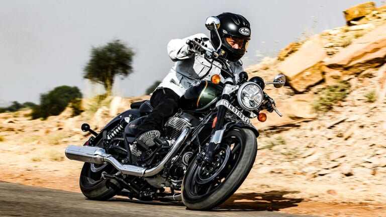 【ロイヤルエンフィールド スーパーメテオ650 インプレ】バイクらしさとは何か？ イージークルーザーとは何か？ その答えがここにある