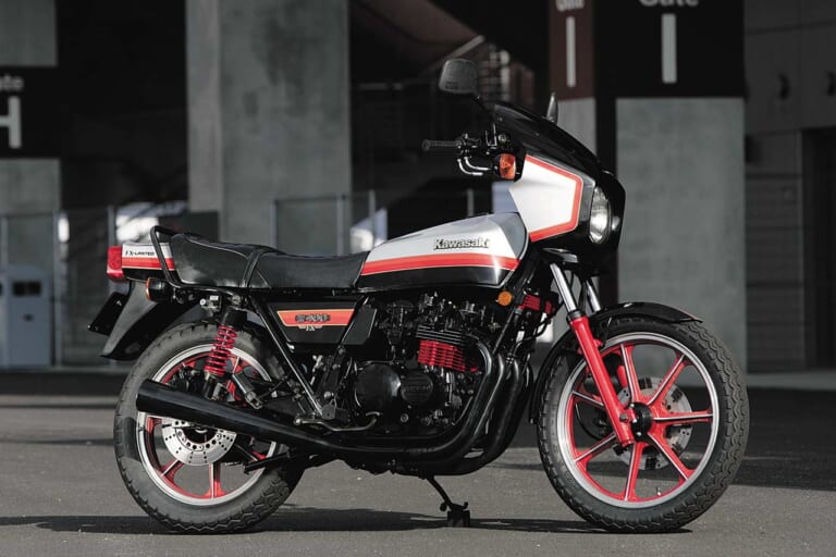 カワサキ Z400FX E4A|「王者の風格」400cc4気筒ウォーズの火付け役:1979カワサキZ400FX【あの素晴らしい名車をもう一度】