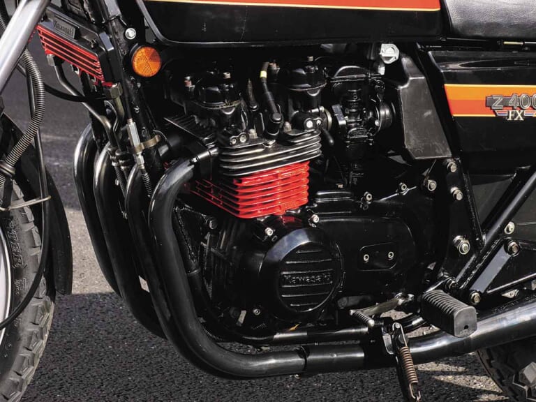 カワサキ Z400FX|「王者の風格」400cc4気筒ウォーズの火付け役:1979カワサキZ400FX【あの素晴らしい名車をもう一度】
