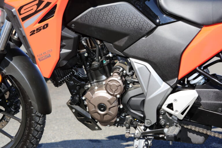 スズキ|VストロームSX|インド仕様|名車の予感!! スズキ「VストロームSX」試乗インプレッション【250ccアドベンチャーの新顔】