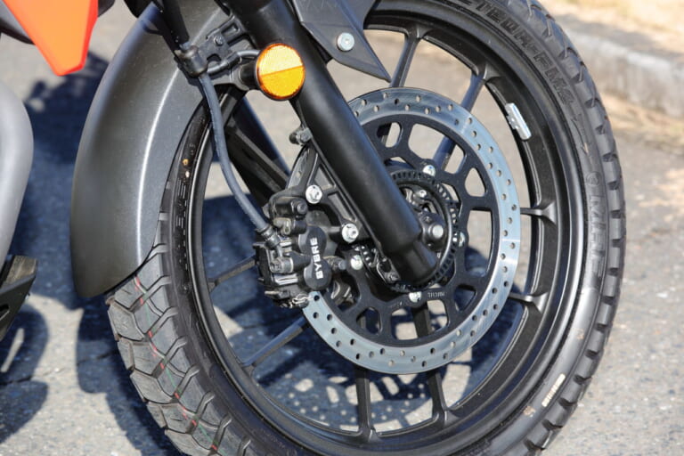 スズキ|VストロームSX|インド仕様|名車の予感!! スズキ「VストロームSX」試乗インプレッション【250ccアドベンチャーの新顔】