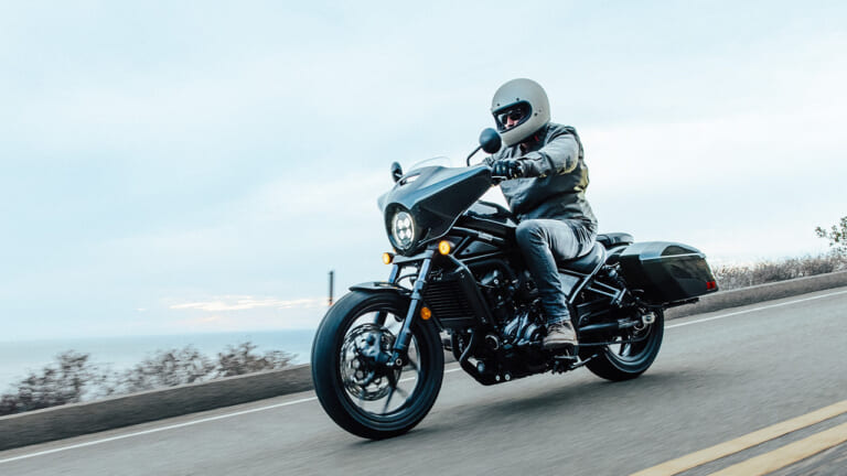 ホンダ レブルにニューモデル! ワイルドなバガータイプ”T”が登場【ホンダ レブル1100T】