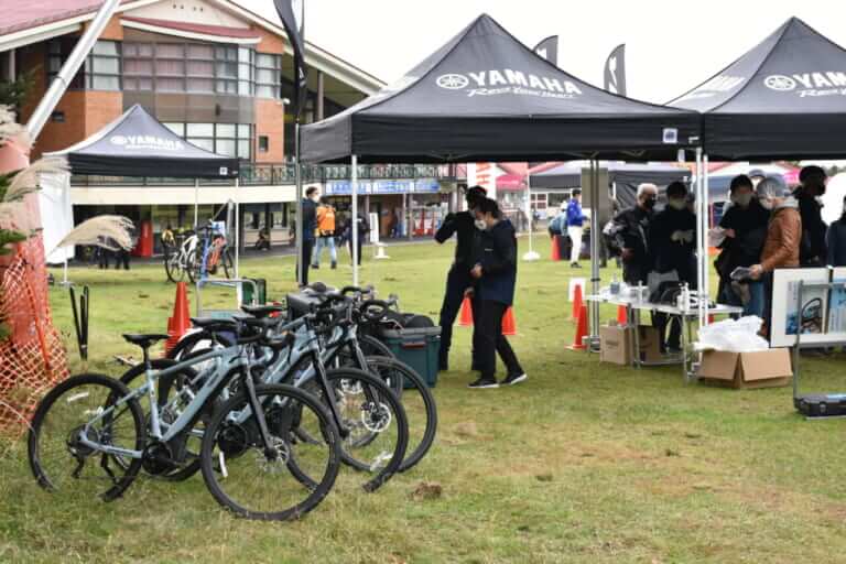 ヤマハモーターサイクルデー|ヤマハを堪能する一日。ヤマハモーターサイクルデー 取材レポート【ファン必見のブース”ヤマハの手”】