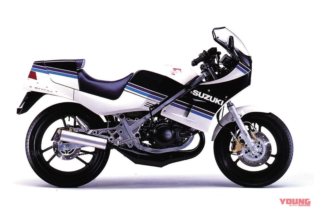 |「カウル&セパハンの先駆け! 」2ストレーサーレプリカの代名詞:1983スズキRG250Γ(ガンマ)【あの素晴らしい名車をもう一度】