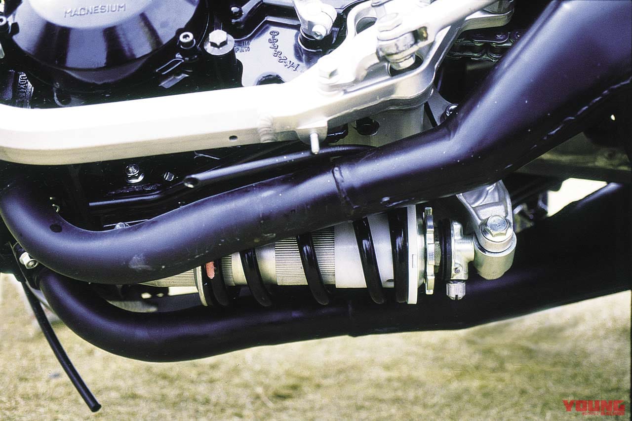 |「究極のレーサーレプリカ!」1984ヤマハRZV500R:気分はケニーのYZRだった【あの素晴らしい名車をもう一度】