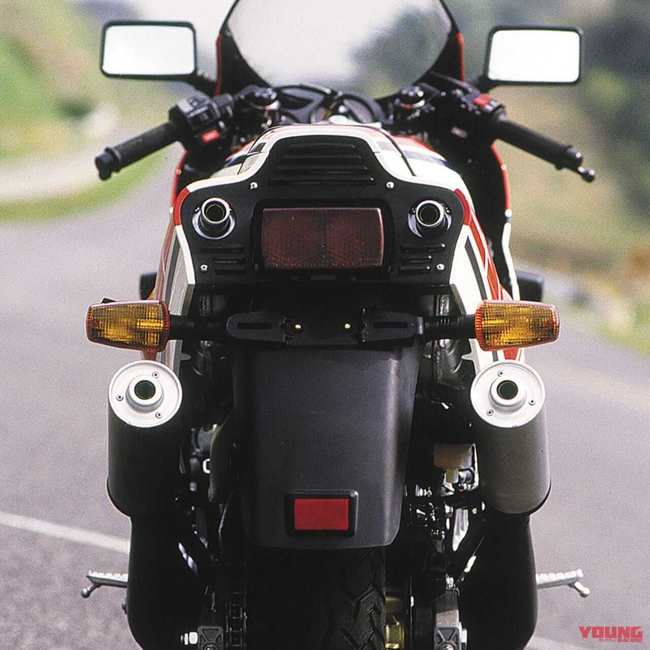 |「究極のレーサーレプリカ!」1984ヤマハRZV500R:気分はケニーのYZRだった【あの素晴らしい名車をもう一度】