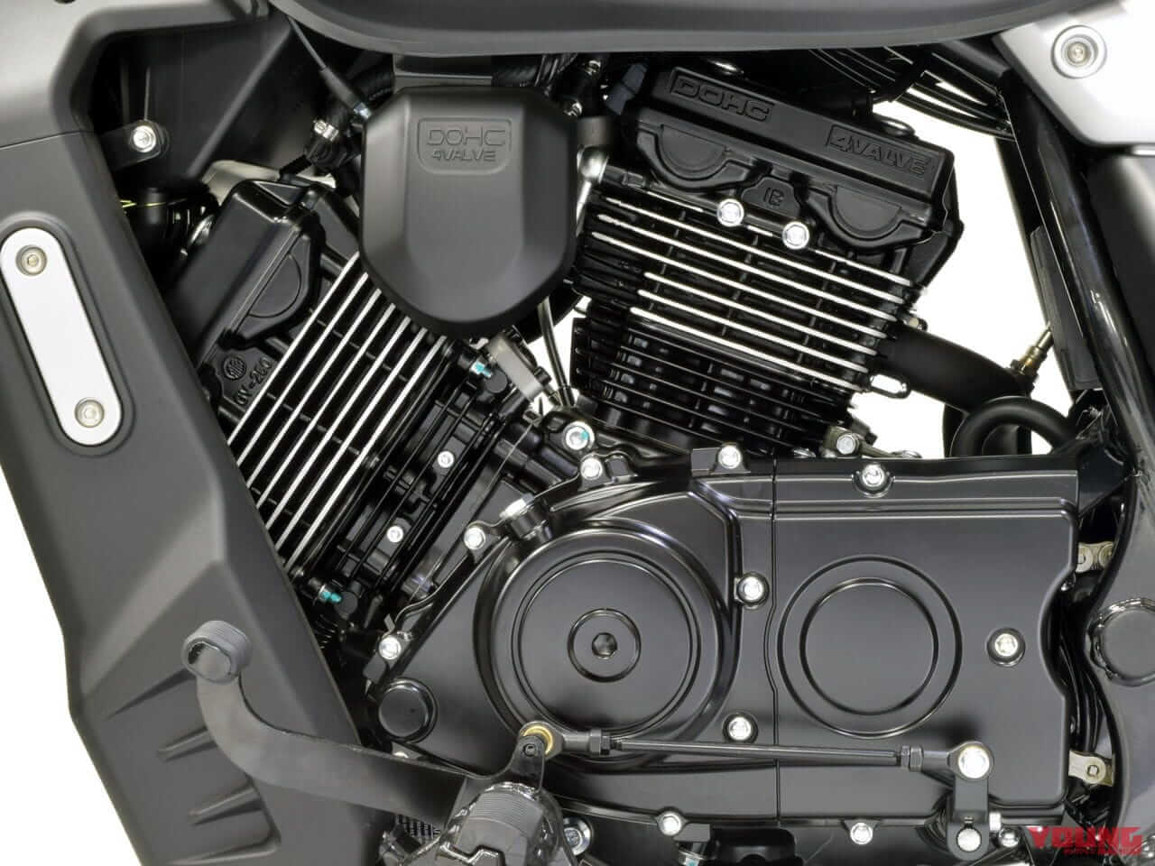 |約64万円の軽二輪・Vツイン搭載クルーザー! ヒョースンが「GV250DRA」を4月に発売決定