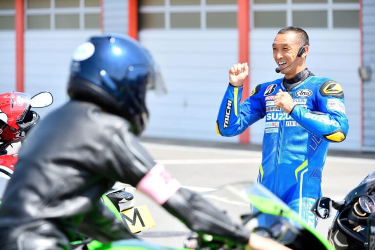 青木ノブアツ走らないライディングレッスン+ライディングに効く体幹トレーニング&腰痛対策|GPライダーの秘密が聞ける上に腰痛にも効く?! 青木宣篤さんの「走らないレッスン+体幹トレーニング」開催