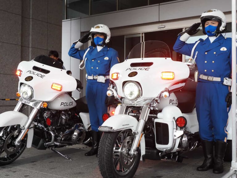 ハーレーの白バイ2台誕生! 日本史上最大排気量で栃木県警へ寄贈!!│WEBヤングマシン｜新車バイクニュース