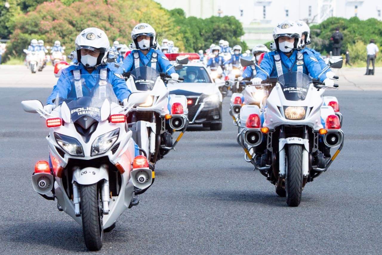 警視庁の白バイ隊が正式採用！【ダイネーゼのバイク用エアバッグベスト