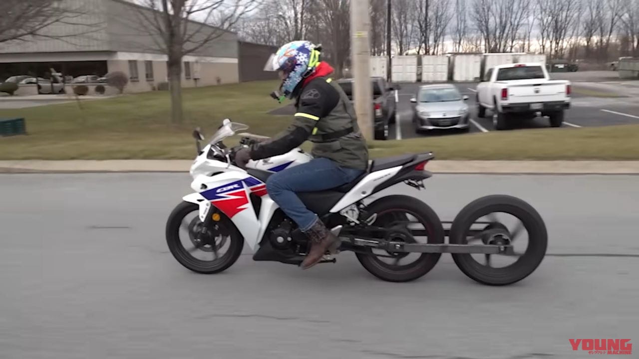 |あっ、危な……! タイヤを半分にしちゃったCBRは無事に走りだせるのか!?