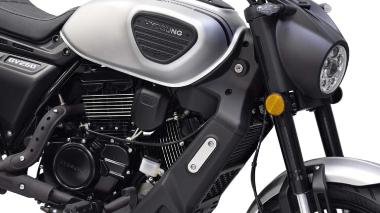 約64万円の軽二輪・Vツイン搭載クルーザー！ ヒョースンが「GV250DRA」を4月に発売決定