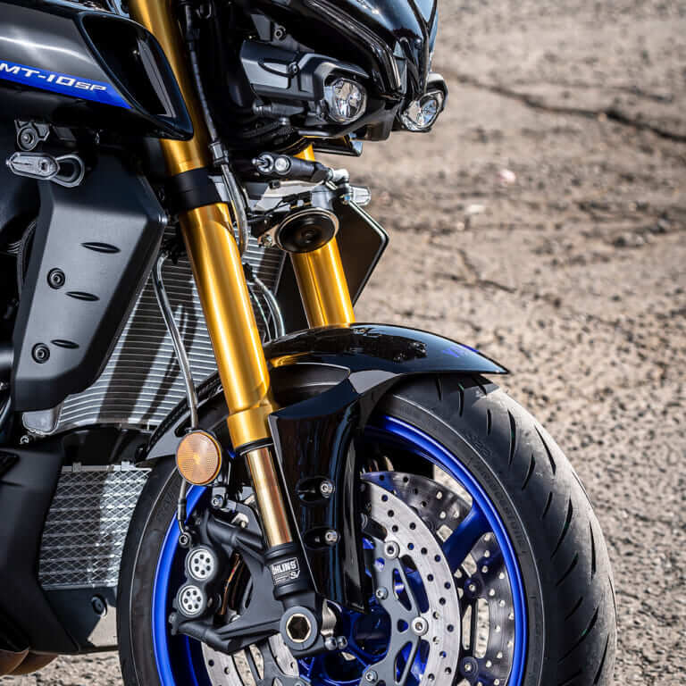 ヤマハMT-10SP ABS|オーリンズ フロントサスペンション|ヤマハMT-10SP ABS試乗インプレッション【強心臓が手中に。究極の電子制御】