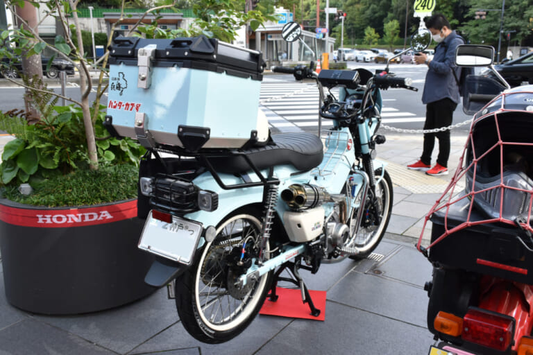 カフェカブミーティングin青山|みんなのスーパーカブが大集合! 第25回カフェカブミーティングin青山が開催