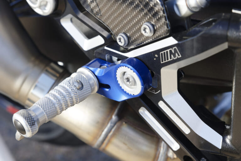 BMW S1000RR|これは速過ぎる! BMW S1000RR 試乗インプレッション【ハイパフォーマンス極まるのに扱いやすい】