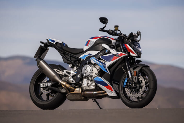 BMW M1000R|BMW最強ネイキッド! M1000R 試乗インプレッション【公道の速度域で楽しめる好バランス】