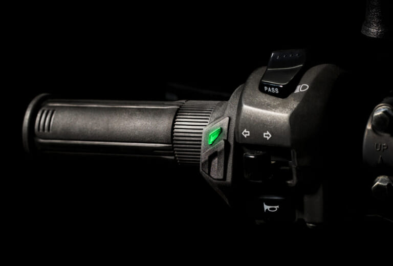 キジマ グリップヒーターGH07|冬の定番グリップヒーター、車種専用キットなら取り付けカンタン〈キジマ〉