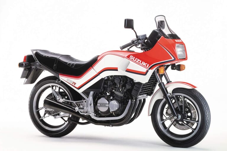 スズキ GS250FW|「超ショートストローク250cc直4」1987スズキGSX-R250:過激さマシマシのR250Rも【ニッポン旧車列伝】