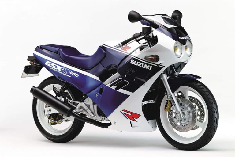 スズキ GSX-R250SP|「超ショートストローク250cc直4」1987スズキGSX-R250:過激さマシマシのR250Rも【ニッポン旧車列伝】