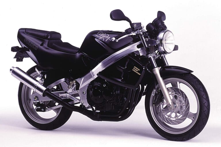 スズキ COBRA|「超ショートストローク250cc直4」1987スズキGSX-R250:過激さマシマシのR250Rも【ニッポン旧車列伝】