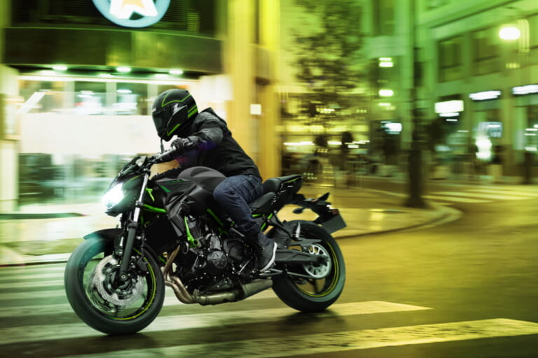 カワサキ|Z650|2023年モデル|カワサキ新型「Z650」4/8に発売! トラコン採用&カワサキケアモデルに指定