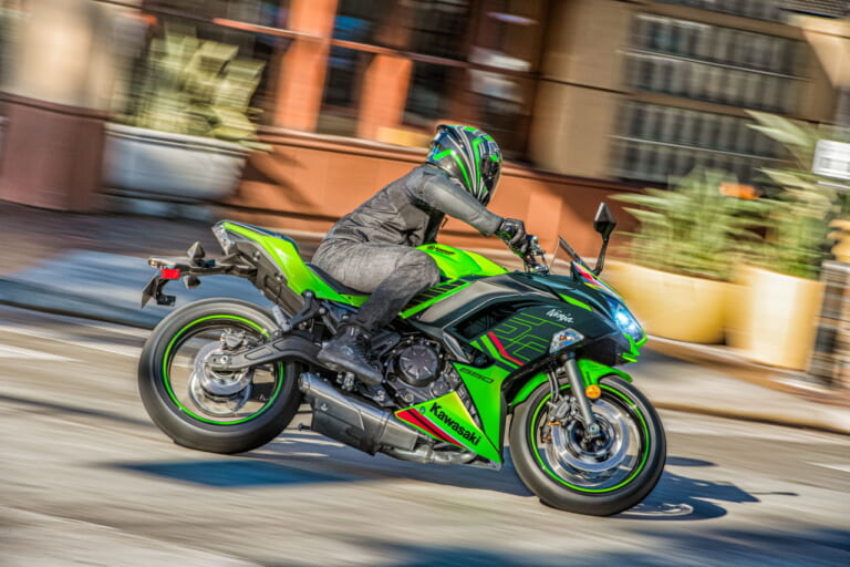 カワサキ|ニンジャ650|KRTエディション|2023年モデル|カワサキ 2023年型「ニンジャ650」がトラコンを引っ提げて4/8発売! カワサキケアモデルに指定
