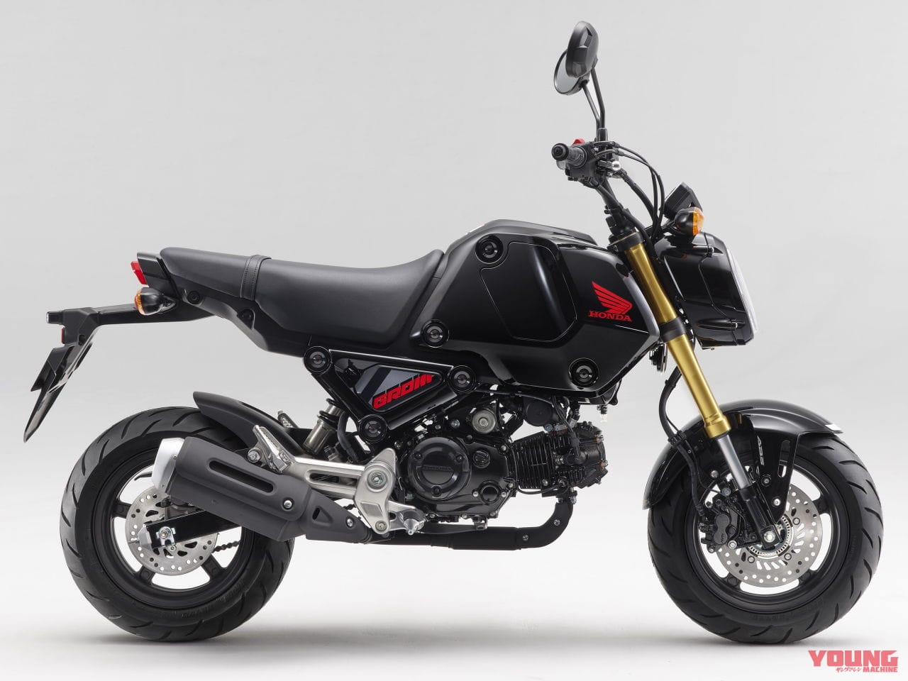 ホンダ|グロム|2023年モデル|ホンダ「グロム」にニューカラー登場! 赤いウイングマークのアステロイドブラックメタリックが新鮮 令和2年排出ガス規制にも適合