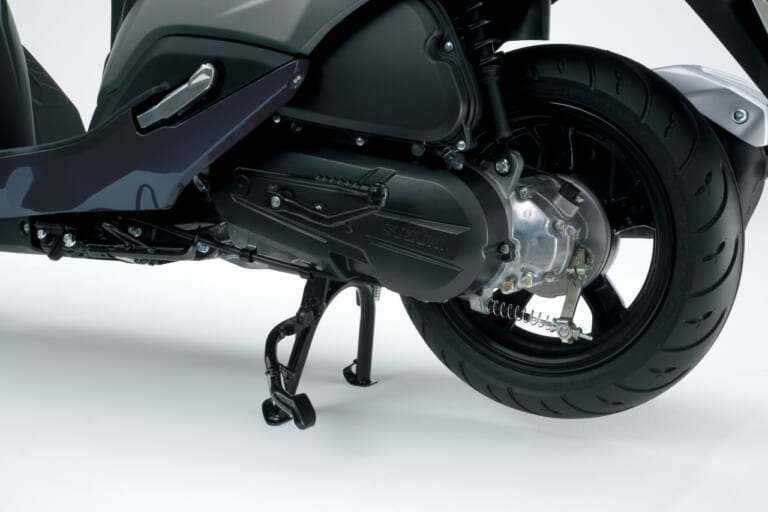 スズキ|バーグマンストリート 125EX|2023年モデル|スズキ新型車「バーグマンストリート125EX」国内発売決定! LEDヘッドライトやUSBソケット装備で31万7900円