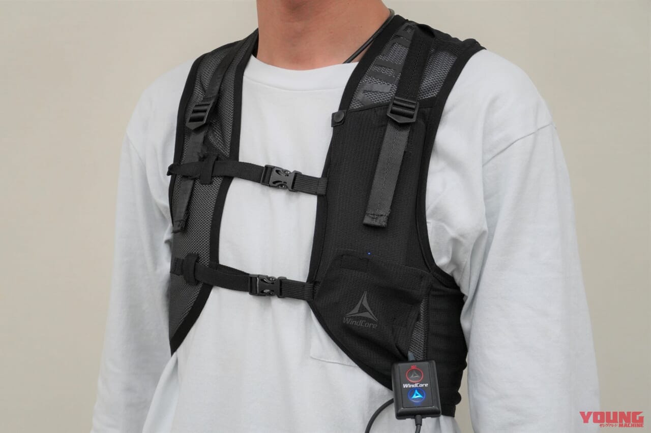 ペルチェベスト正面|ワークマンの「冷暖房・着るエアコン」をお試し! 水冷ベストも冷えっ冷えで真夏のツーリングに持ってこいだ