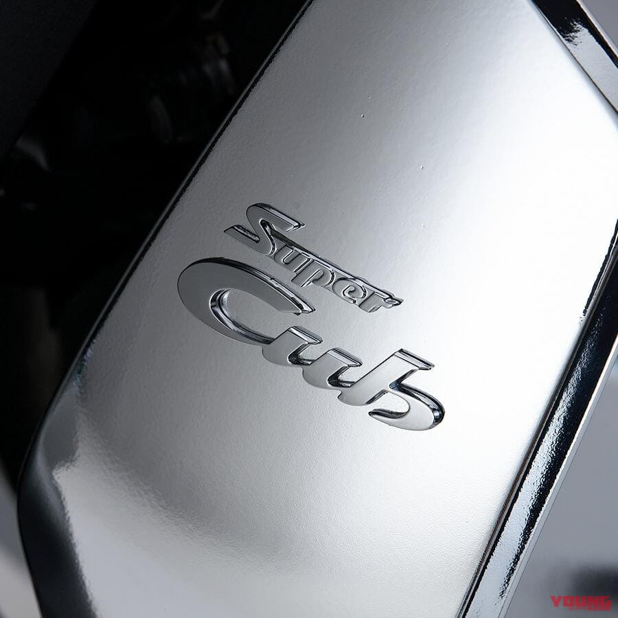 ホンダ|C125|ディズニーリミテッドエディション|ホンダ「スーパーカブC125 限定エディション」ディズニー仕様で登場! クローム風レッグシールド&サイドカバーが光る【海外】